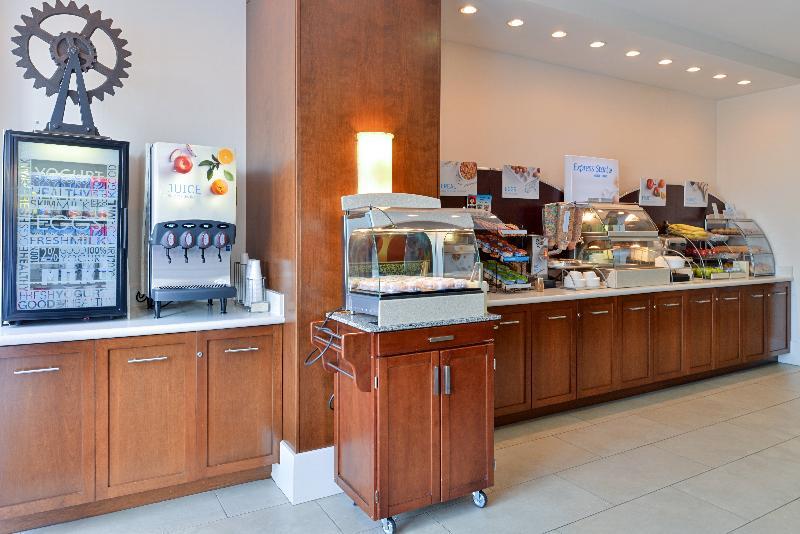 Holiday Inn Express Hotel & Suites Terre Haute By Ihg Buitenkant foto
